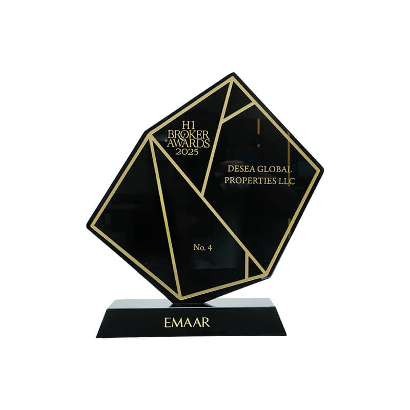 trophy_banner_0003_2025-1_0016_2025-4