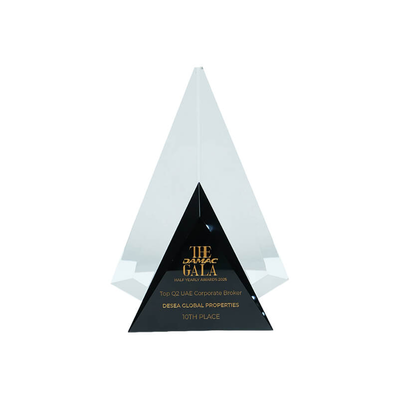 trophy_banner_0007_2025-1_0012_2025-8